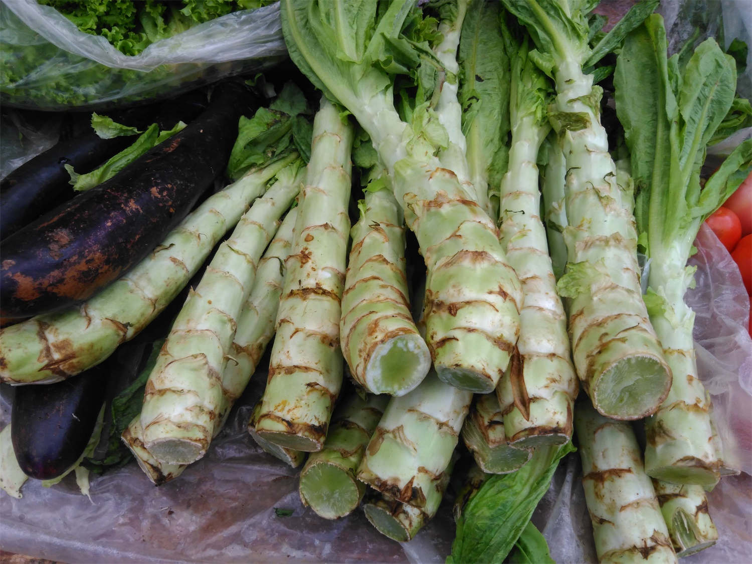 农产品食材莴笋莴苣果蔬摄影图配图高清摄影大图-千库网