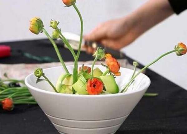 divide the blade in two