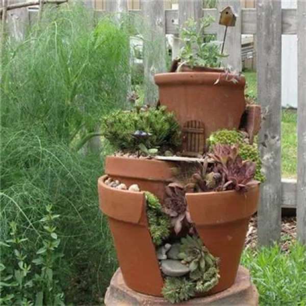 Broken pot into flowerpot