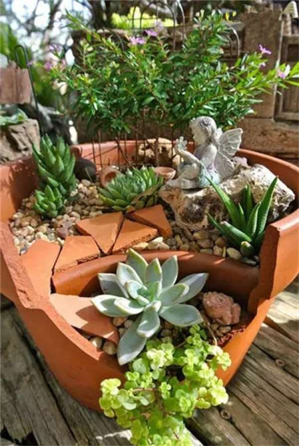 Broken pot into flowerpot