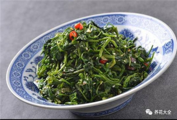 Cold noodle dish