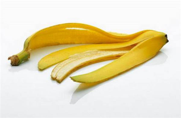 Banana peel can be used as flower fertilizer.