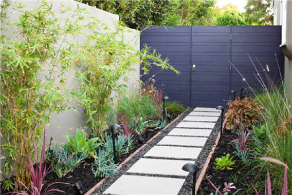 A good-looking courtyard