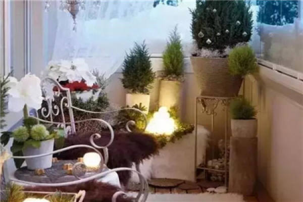 balcony transformed into restaurant