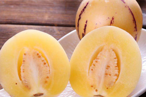 Ginseng fruit